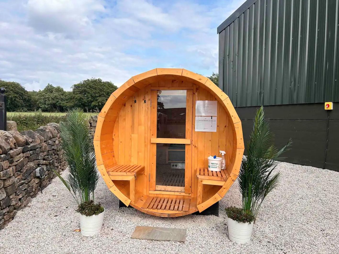 Clover Cottage Beeley Экстерьер фото