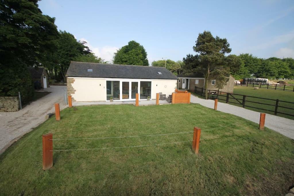 Clover Cottage Beeley Экстерьер фото